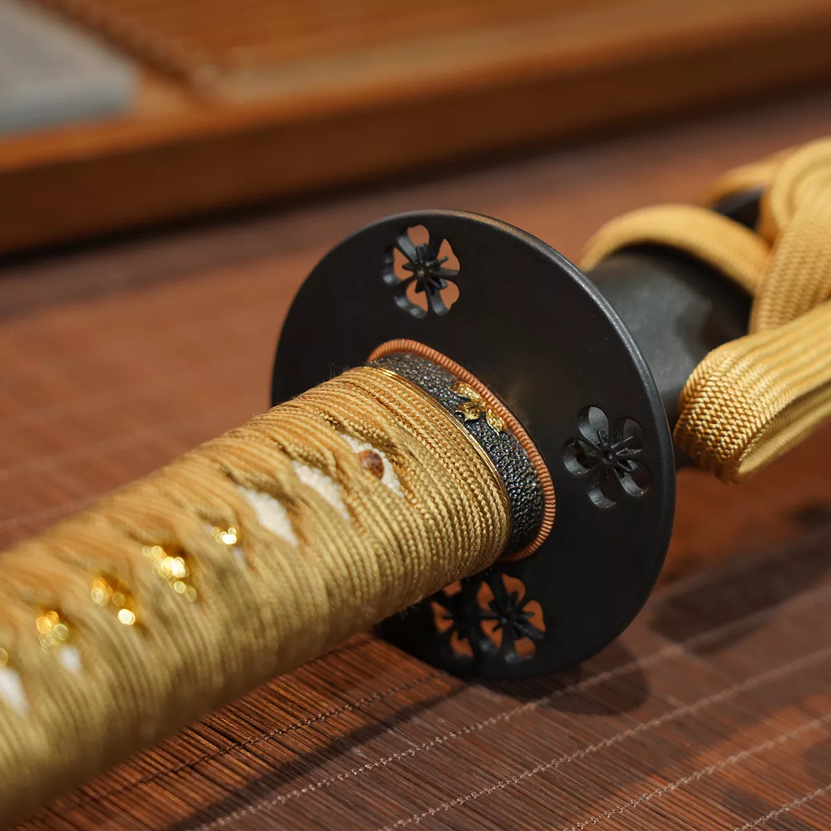 Cherry Blossom Koshirae Maru Katana
