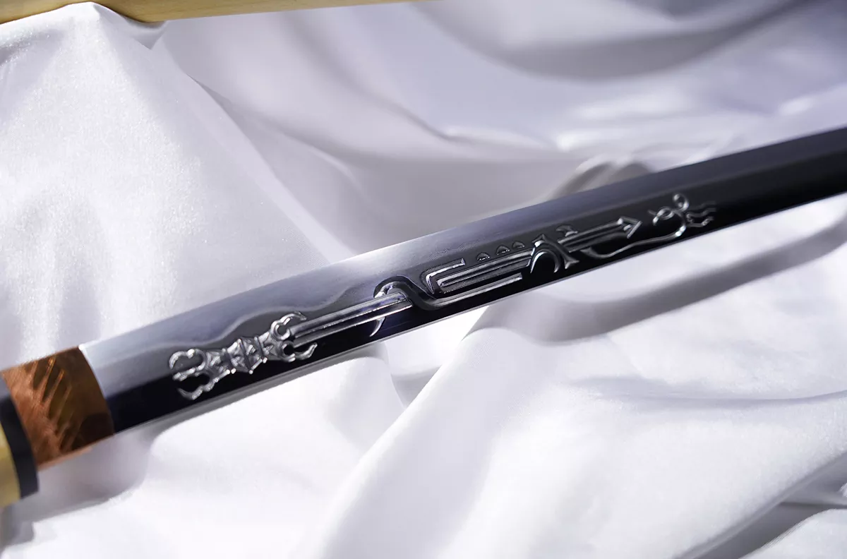 mura様 煌黒龍 Version MT 三徳 175mm - 龍泉刃物 公式オンライン